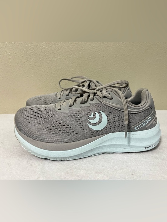 Topo Athletic Shoes - Topo Athletic Phantom 3 Shoes Womens 8 Grey Stone Road Running Sneakers Athletic